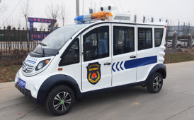 6座封闭电动巡逻车 · 款式 02